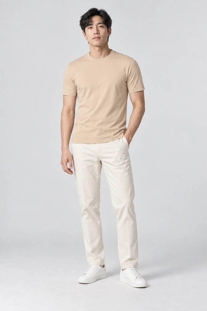 Elegance Shiny T-shirt - Latte — gecombineerd in een outfit